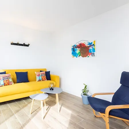 Home2book Stunning Apt Seaview & Pool, La Victoria 아파트 La Victoria de Acentejo