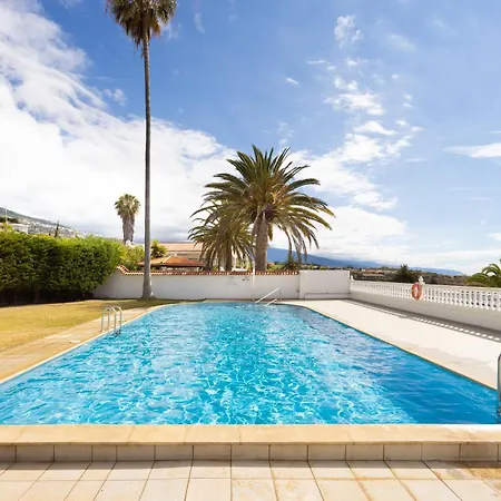 Home2book Stunning Apt Seaview & Pool, La Victoria 아파트 La Victoria de Acentejo